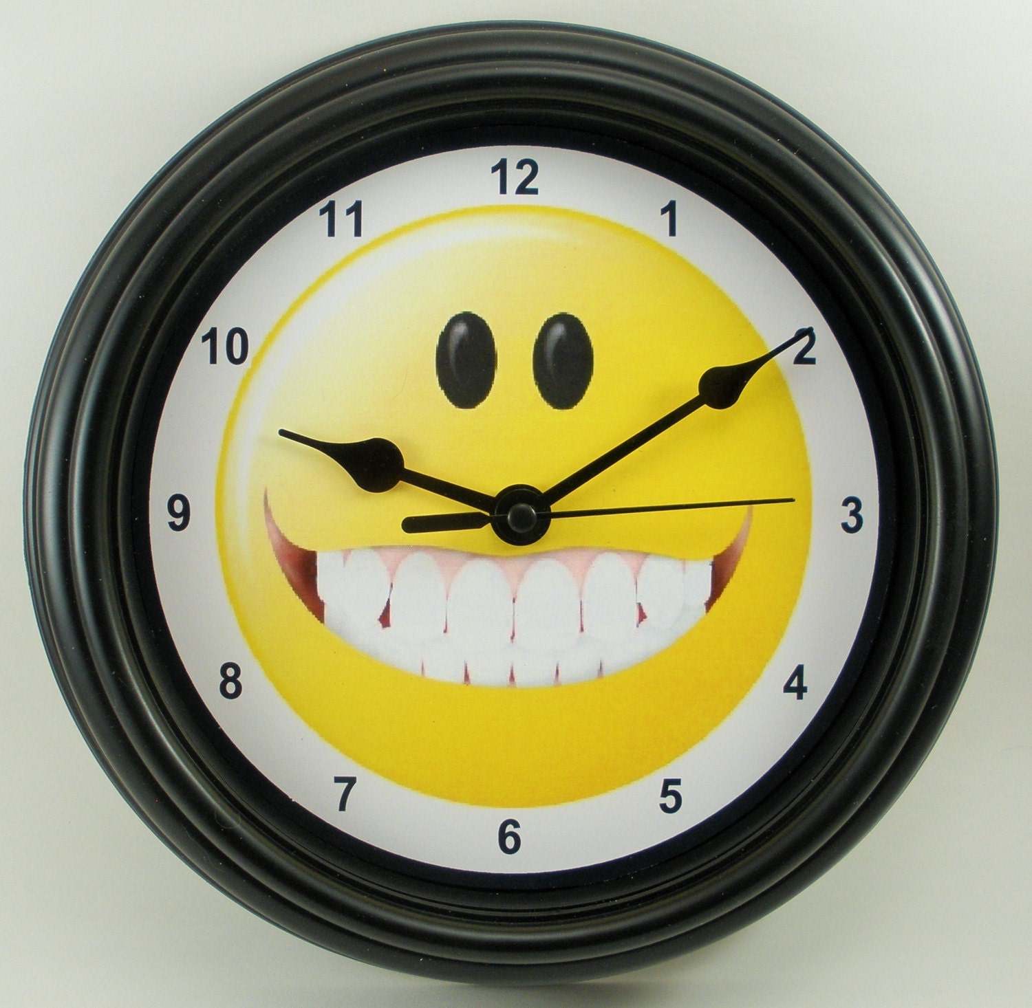 Custom DENTIST Happy Smile WALL CLOCK