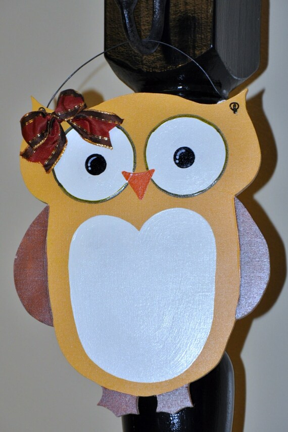 Wood and Paint Owl Door Hanger by PrimitiveWoodNGiggle on Etsy