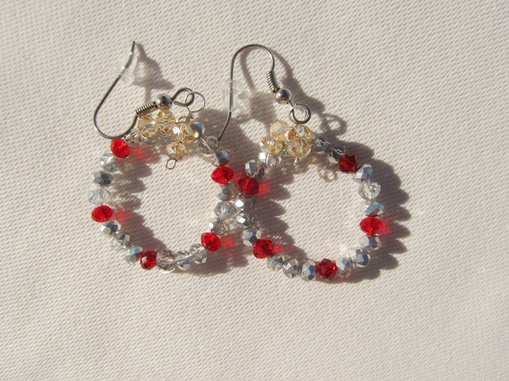 Holiday Wreath Earrings with beads