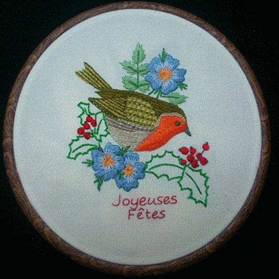 Red throat traditional embroidery kit. by Fileusedetoiles on Etsy