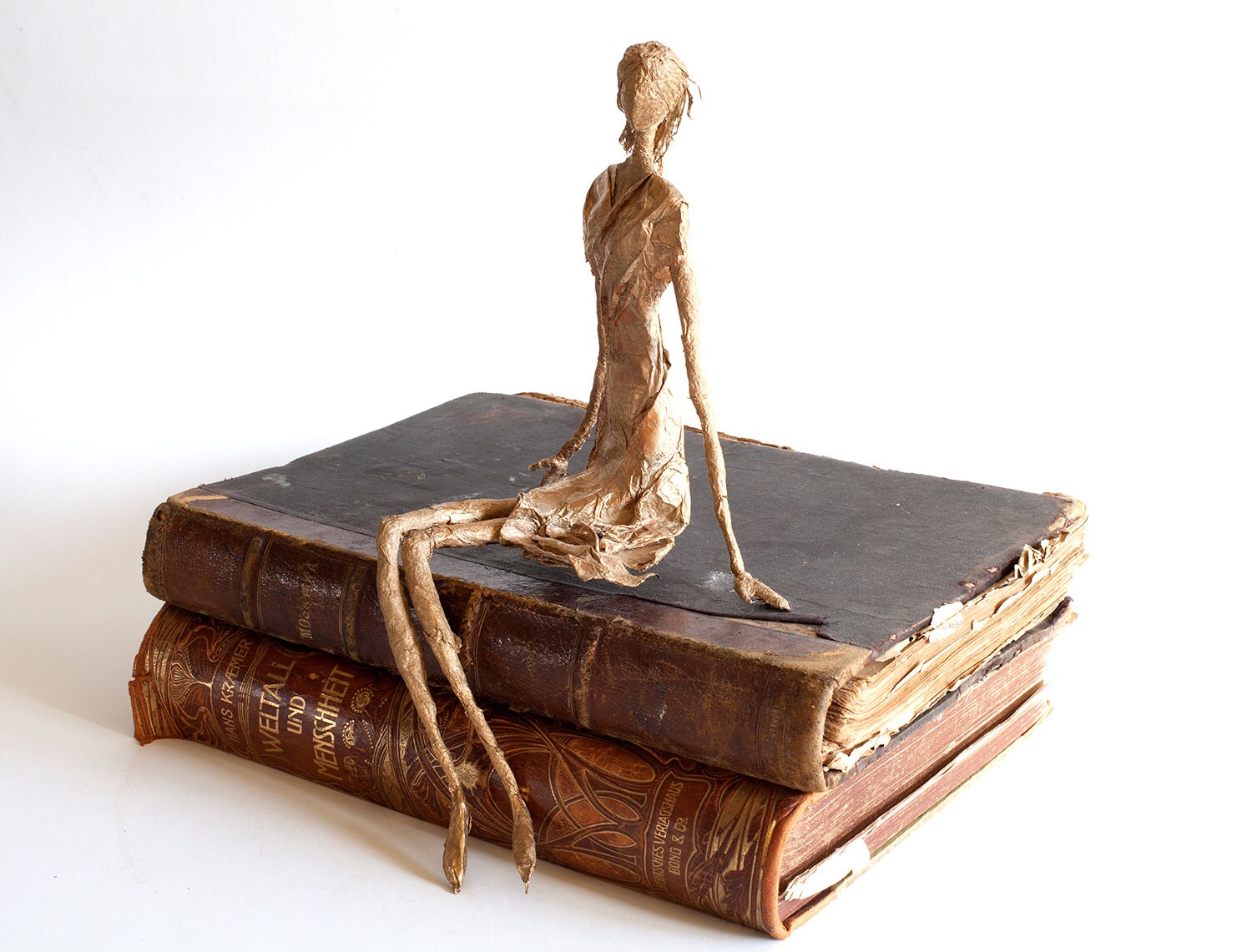 Doll Sculptures, Wire Decor, Doll Decoration, Paper Mache Art, Paper