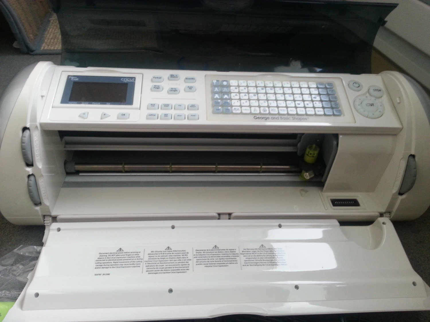 Cricut Expression With Two Cartridges