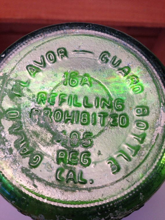 Vintage Gallo Flavor Guard Green Glass Wine BottleEstimated