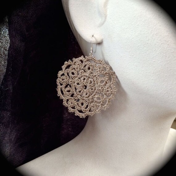 https://www.etsy.com/listing/223906652/tatted-lace-earrings-medallions-large