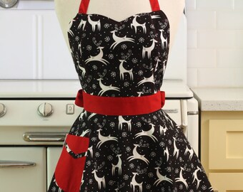 Retro Sweetheart Apron Christmas Reindeer on Black BELLA