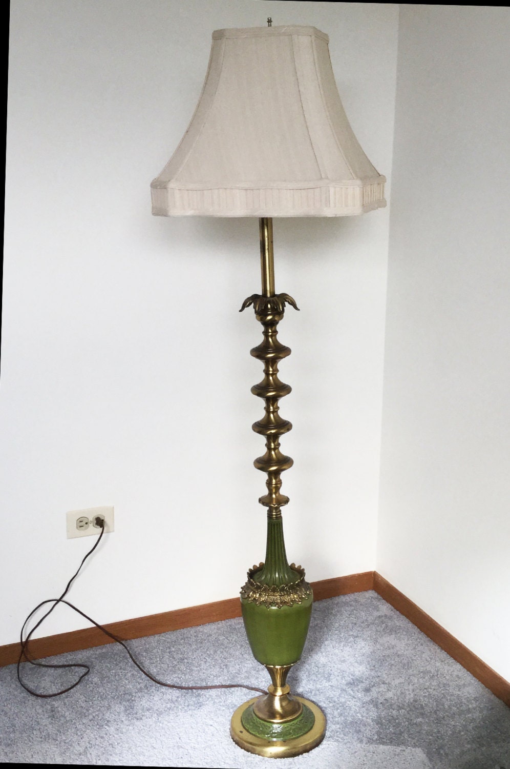 VINTAGE Brass and Jade Color inserts Floor Lamp Lighting