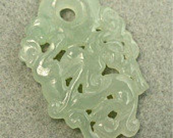 Vintage JADEITE Carved Celadon Green PENDANT 79cts cj11