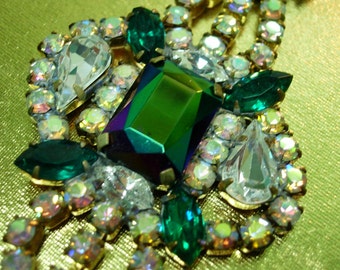 Vintage Bracelet in Emerald Green and Aurora Borealis Crystals