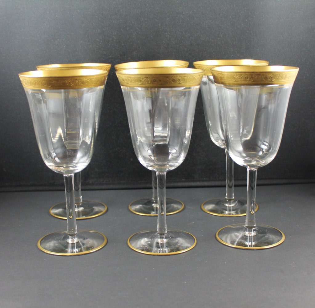 Vintage Gold Rimmed Champagne Glasses 10