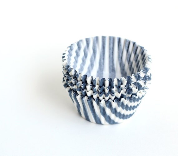 ... : Gray Stripe Cupcake Liners (50) Gray Barber Stripe Cupcake Liners