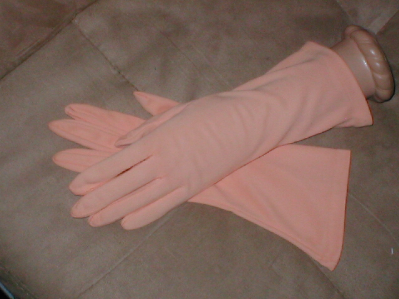 Coral Jersey Gloves main image 0