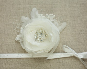 Ivory Bridal hair flower, Wedding flower hair clip, Bridal flower headpiece, Bridal accessories
