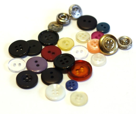 Button Stash 25 Mixed Assorted Buttons Sewing Supplies