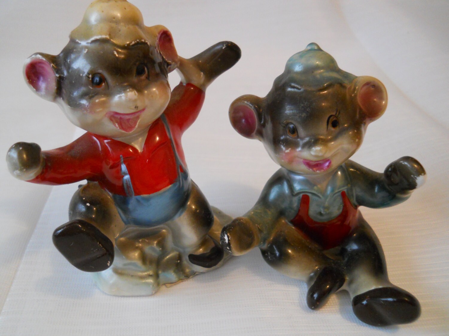 Dancing Mice Salt and Pepper Shakers vintage collectible