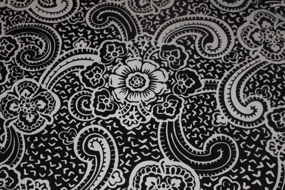 Fabric black and white paisley cotton twill 51 inchs by isewjo