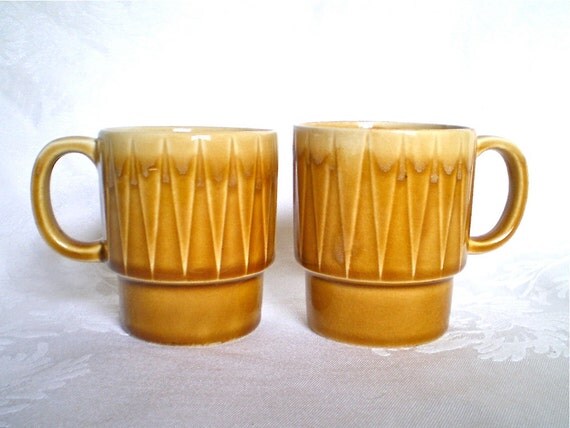 Coffee Cups Vintage Harvest Gold 1970s Cups by vintagedottirose