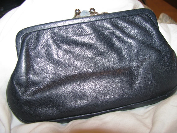 Vintage black leather snap top clutch change purse / small