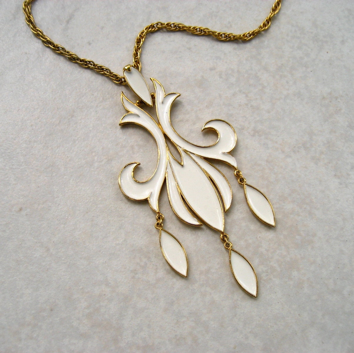 Vintage Trifari Pendant Necklace White Enamel Fleur de Lis