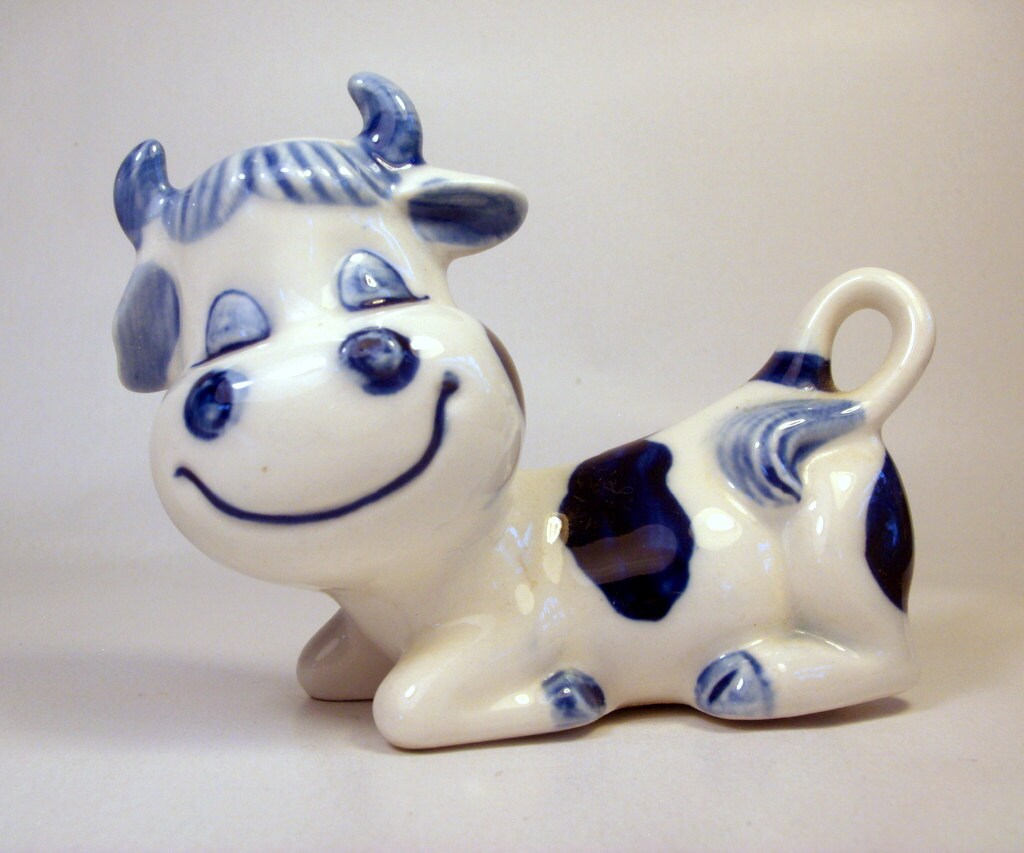 Vintage Blue and White Cow Figurine / Country / Farm Decor