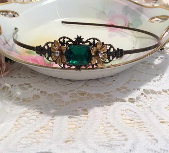 Norway 1963 Green Marabou Headband main image 1