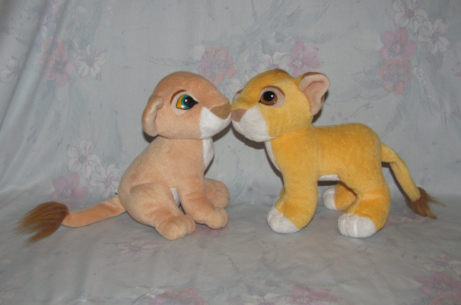 nala and simba kissing