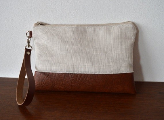 Items similar to Leather wristlet clutch, Handmade pouch on Etsy