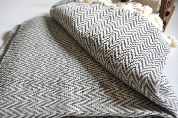 image for Towel in gray chevron