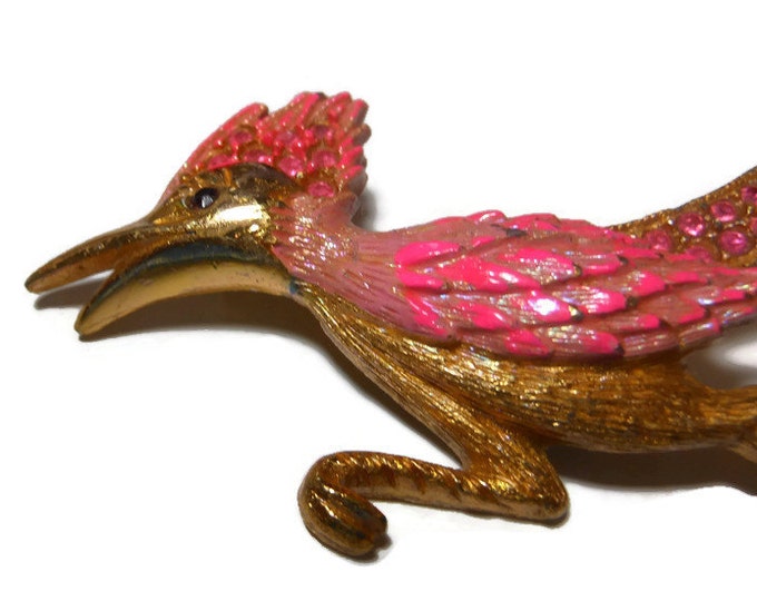 FREE SHIPPING Ultra roadrunner brooch, adorable in textured gold tone with pink enamel wings and pink rhinestone tail and plume