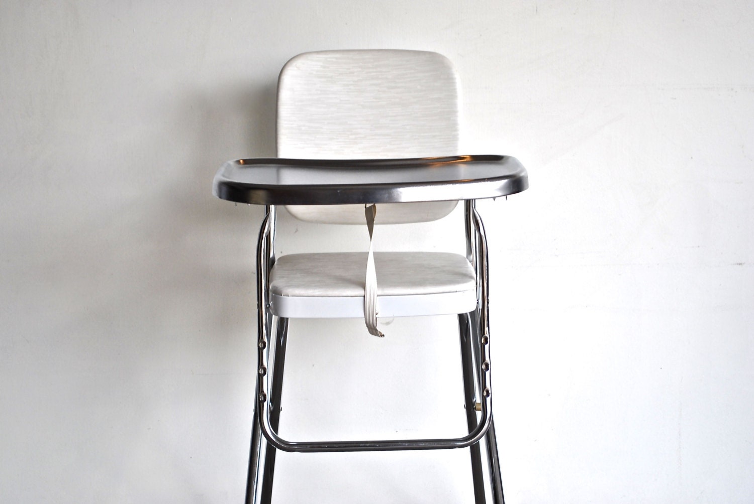 mid-century-cosco-high-chair-retro-high-chair-haute-juice