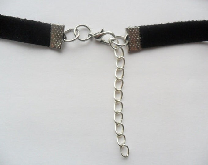 Velvet choker, necklace, black ribbon, ribbon choker necklace, adjustable size with a width of 3/8,” ( pick your neck size)