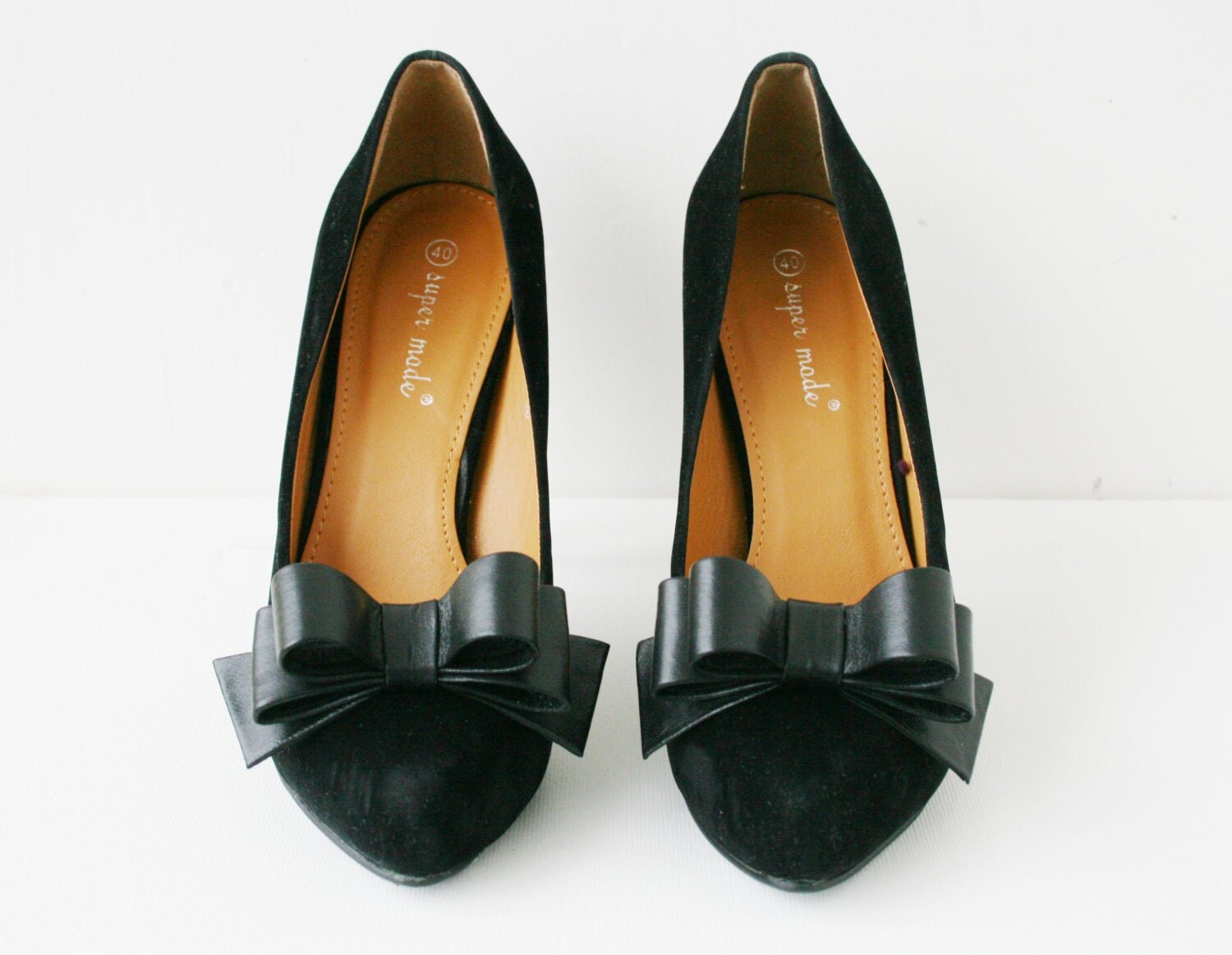Black Leather Bow Shoe Clips by leasstudio on Etsy