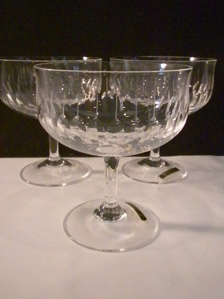 Noritake, Hand Made Crystal Champagne Tall Glasses Echo Pattern