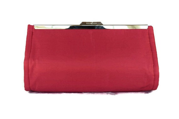 Items similar to Iridiscent coral wedding clutch/ Bridal accessory ...