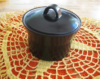 Mikasa Studio Black Sugar bowl lidded Discontinued Rare Very good