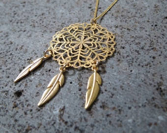Dreamcatcher necklace, dream catcher necklace, feather necklace, boho necklace, gold dream catcher, geometric necklace, boho dreamcatcher