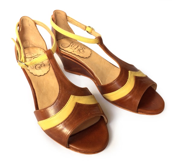Vickyna Habano - Peep toes sandal brown and yellow leather - Handmade ...