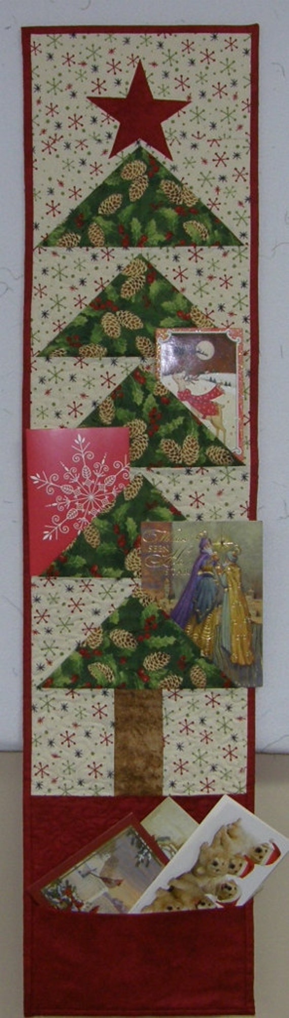 christmas-card-holder-quilted-red-green-white-quilt-quilted