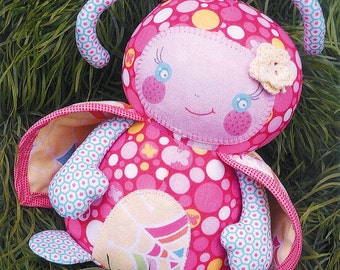 Pattern ''Lola'' Ladybug Soft Sculpture, Stuffed Toy, Softie, Cloth Toy Sewing Pattern by Melly & Me (MM125)