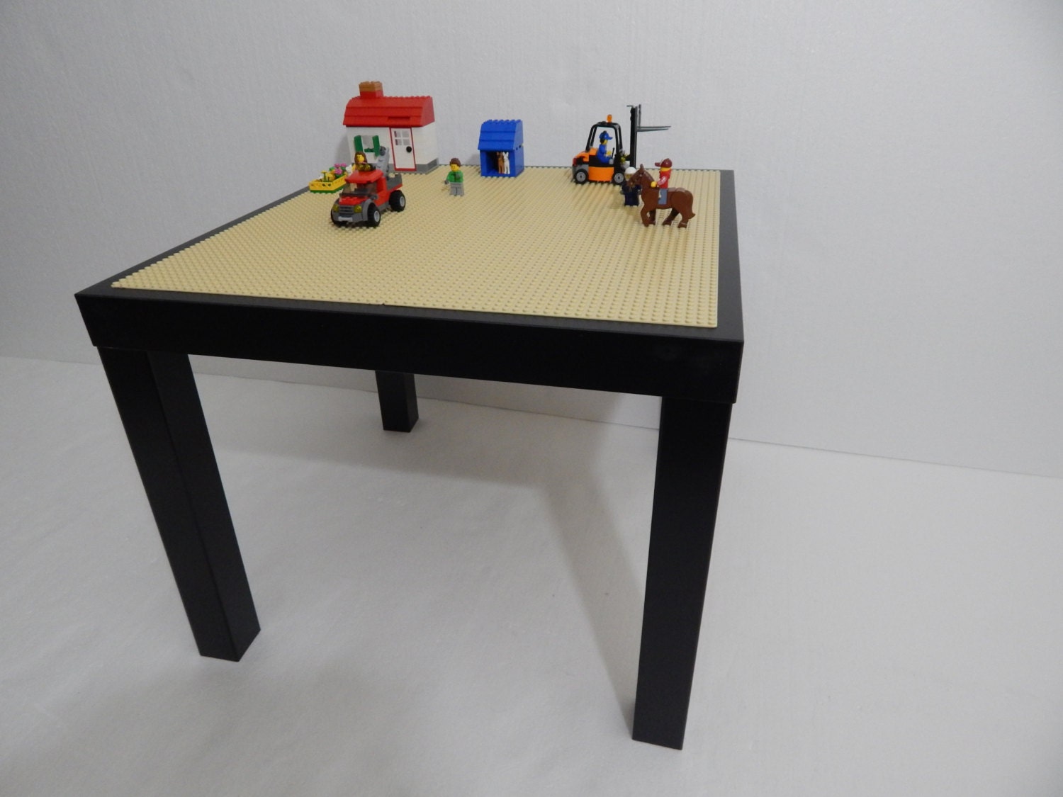 lego base plate for train table