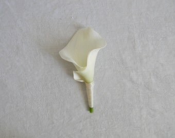 Popular items for ivory boutonniere on Etsy