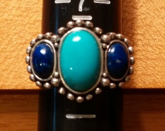 Sterling Silver Ring With Blue Stones Size 8