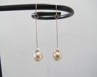 Items similar to Pink Baroque Pearl Earrings, 14K Gold Filled Wire Hoop Earrings, Pink Pearl ...