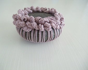 crochet / lace stone, pebble, home deco, paper weight, handmade gift, tabletop deco