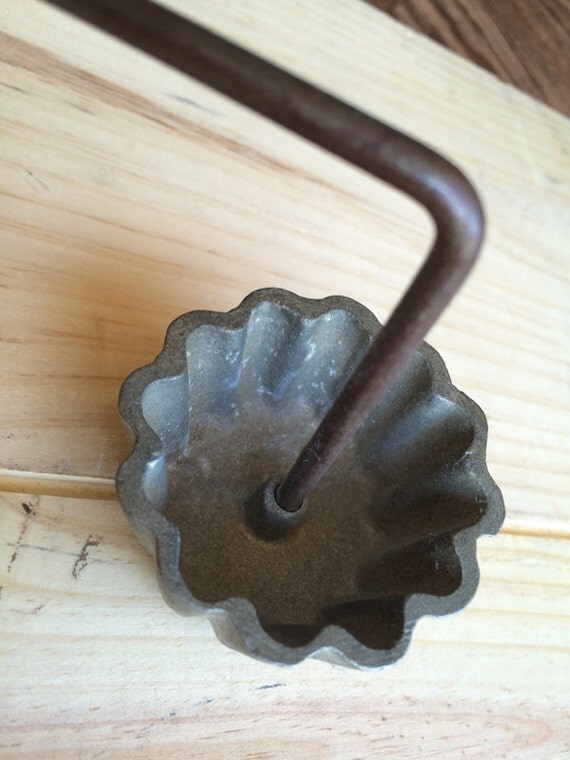 Vintage Rosette Maker and Pastry Mold