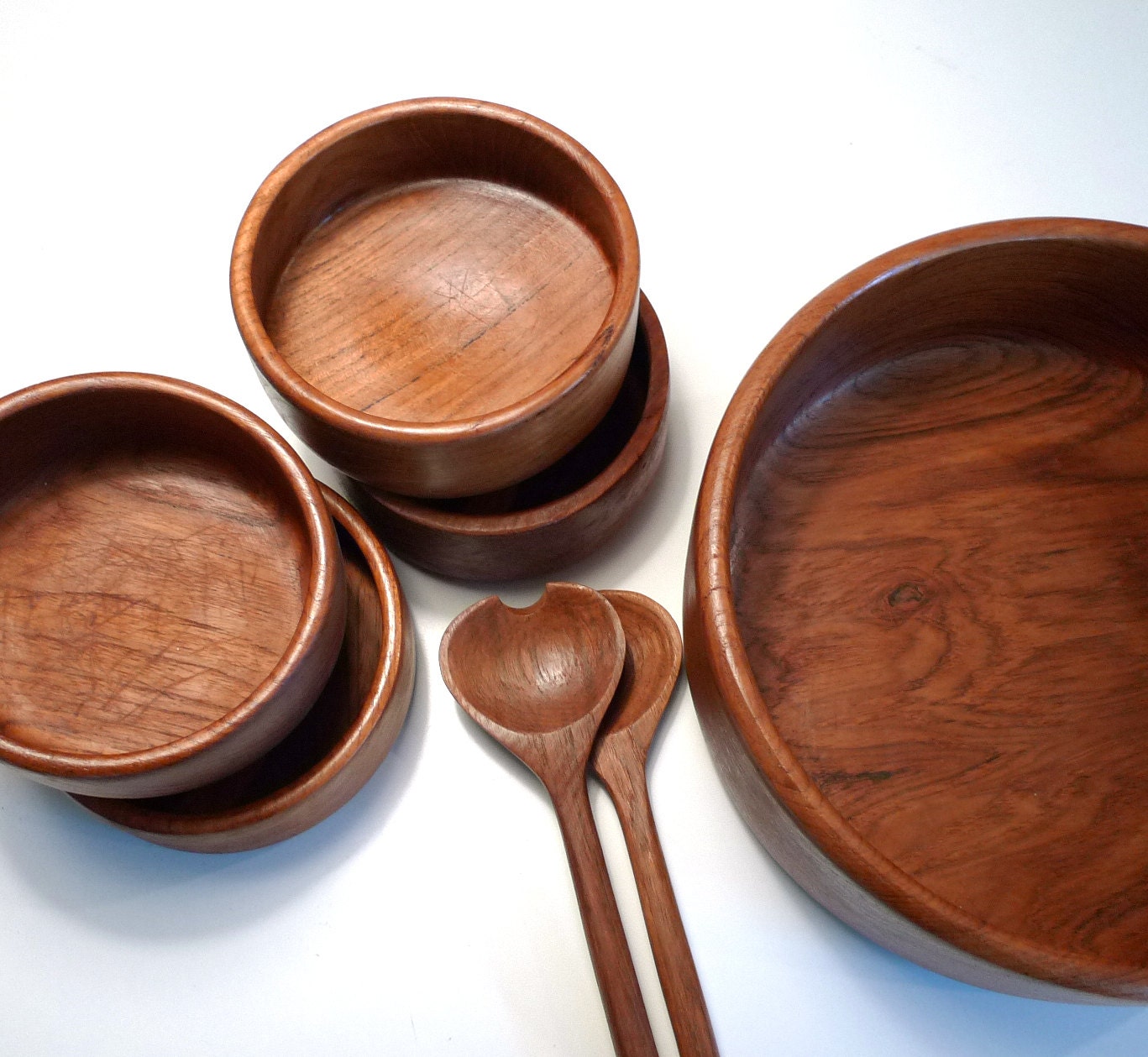 7 piece teak salad bowl set Haute Juice