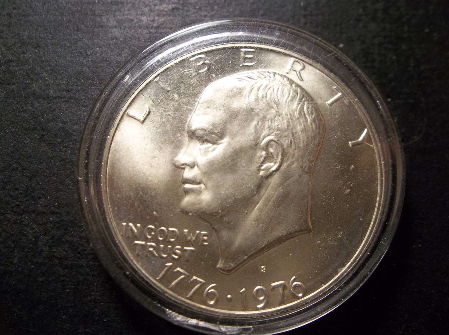 1972 40% silver ike dollar value