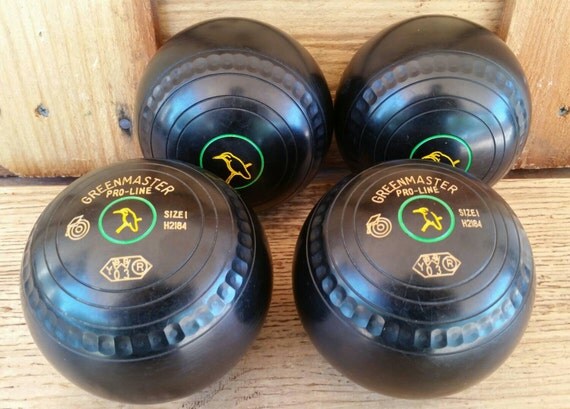 Lawn Bowls Vintage Outdoor Sports Game Lawn Bowling by BrassAttics