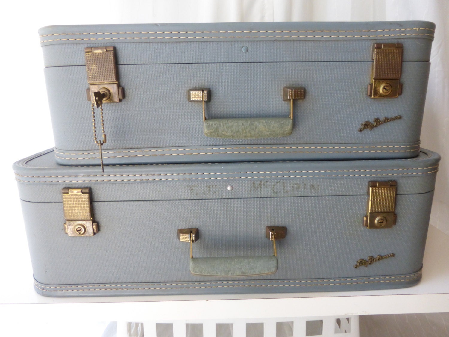 Vintage Lady Baltimore Luggage Set In really good condition