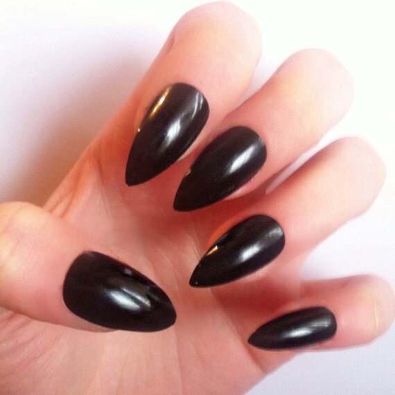 Shiny, Black Nails, stiletto nails, false nails, press on nails