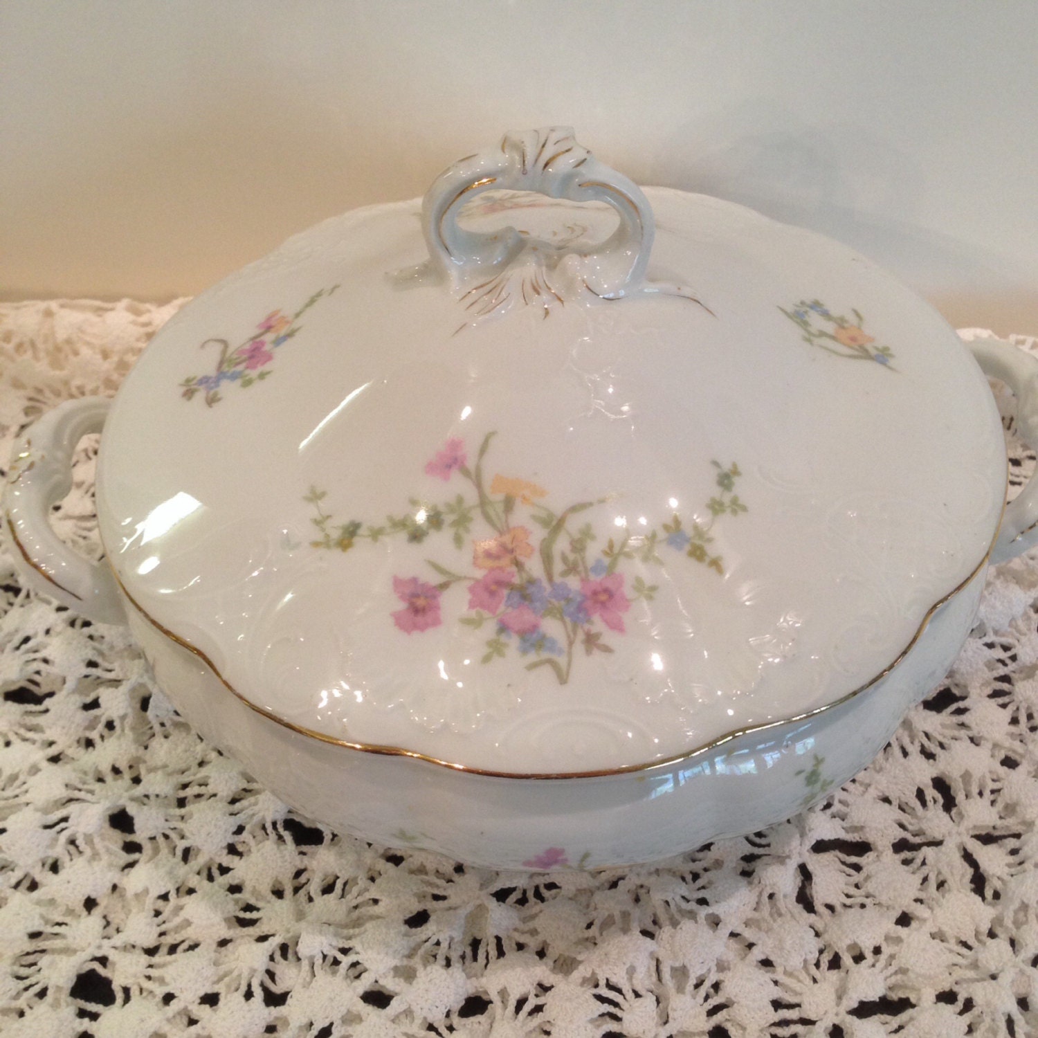 Vintage Covered Casserole, Serving Bowl, Floral Decor, Gold Trim, Side